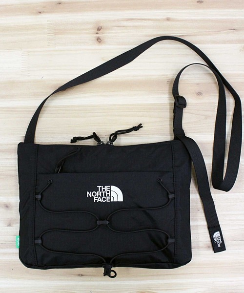 THE NORTH FACE◆BOREALIS SLIM CROSS BAG 韓国人気 定番ロゴ THE NORTH FACE◇BOREALIS SLIM CROSS BAG 韓国人気 定番ロゴ