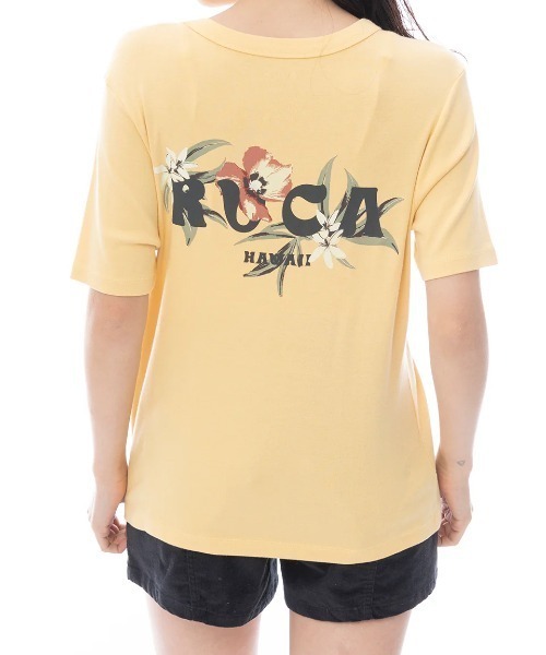 RVCA(ルーカ)の「RVCA レディース HAWAII DAILY TEE Tシャツ 【2025年春夏モデル】/ルーカバックプリント半袖Tシャツ(Tシャツ/カットソー・レディース・イエロー系その他・LARGE/MEDIUM/SMALL)」の1枚目の写真