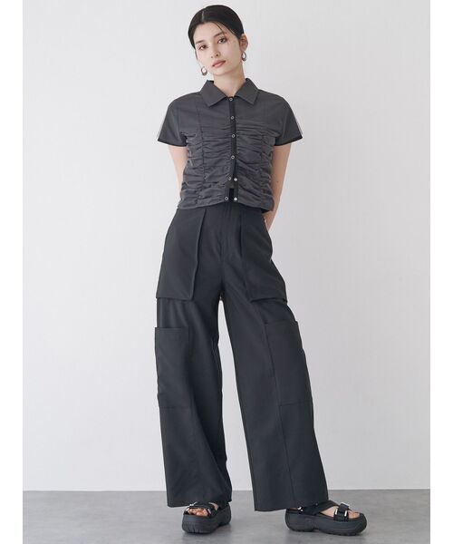 MURUA（ムルーア）の「レイヤードチュールクロップドシャツ（シャツ/ブラウス・レディース・ブラック/その他/グレー・FREE）」の19枚目の写真