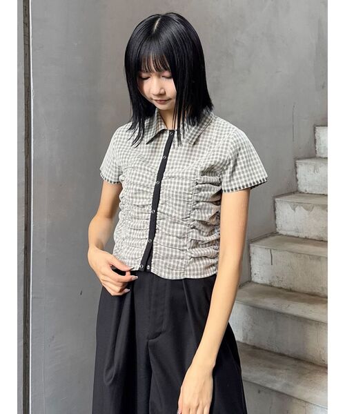 MURUA（ムルーア）の「レイヤードチュールクロップドシャツ（シャツ/ブラウス・レディース・ブラック/その他/グレー・FREE）」の16枚目の写真