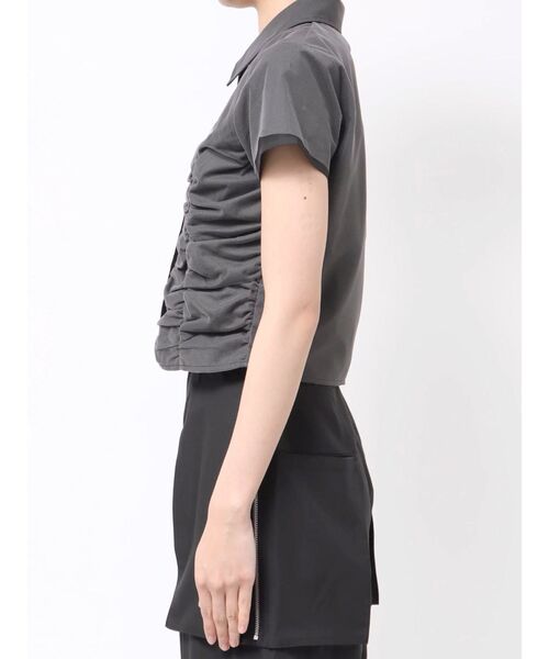 MURUA（ムルーア）の「レイヤードチュールクロップドシャツ（シャツ/ブラウス・レディース・ブラック/その他/グレー・FREE）」の4枚目の写真