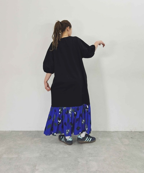 niko and...（ニコアンド）の「【MODE NORM CORE]】BIGTドッキングワンピース（ワンピース・レディース・スモーク/ブラック/ネイビー・MEDIUM/LARGE）」の10枚目の写真