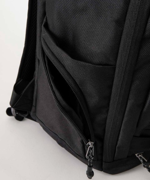 ELEMENT（エレメント）の「ELEMENT メンズ SCHEME SKATE BPK バックパック/リュック 【2025年春夏モデル】/エレメントキャリーベルト付きバックパック・リュックサック（バックパック/リュック・メンズ・ブラック・FREE）」の9枚目の写真