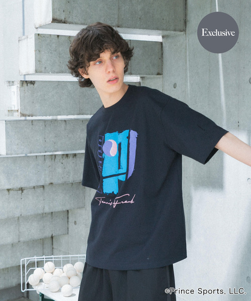 SENSE OF PLACE by URBAN RESEARCH(センスオブプレイスバイアーバンリサーチ)の「『別注』prince グラフィックショートスリーブTシャツ(Tシャツ/カットソー・メンズ・グリーン/チャコールグレー/ホワイト・LARGE/MEDIUM)」の3枚目の写真