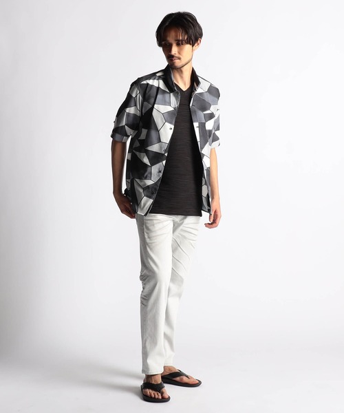 NICOLE CLUB FOR MEN（ニコルクラブフォーメン）の「アラカルトプリント ＢＤスタンドシャツ（シャツ/ブラウス・メンズ・ホワイト系/ブルー系/ブラック系・LARGE/MEDIUM/X-LARGE）」の5枚目の写真