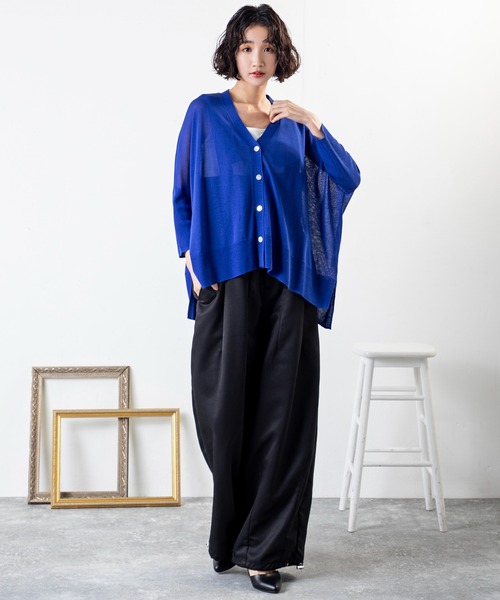 MILLION CARATS(ミリオンカラッツ)の「リラクシーなのに品あり!ドロストで魅せる美シルエット、大人の余裕が香るエフォートレスサロペット(サロペット/オーバーオール・レディース・ブラック/カーキ・FREE)」の7枚目の写真