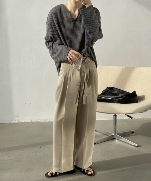 NOWLE（ノウル）の「【NOWLE】ワッフル デザイン Uネック 無地 ロンT（Tシャツ/カットソー・メンズ・グレー/ブラック/ホワイト・MEDIUM/LARGE/X-LARGE）」の14枚目の写真