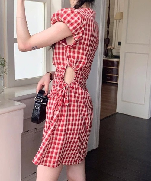 GEMEDA(ジェメダ)の「ウエストカットリボンチェックワンピース(ワンピース・レディース・レッド・M)」の20枚目の写真