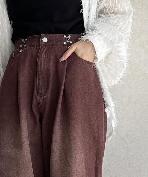 Thevon（ゼボン）の「フックワイドデニム（その他パンツ・レディース・ブラック/ブラウン・S/M）」の4枚目の写真