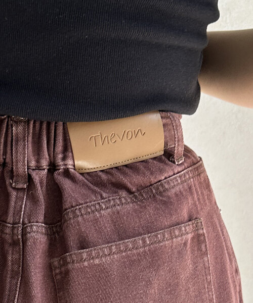 Thevon（ゼボン）の「フックワイドデニム（その他パンツ・レディース・ブラック/ブラウン・S/M）」の5枚目の写真
