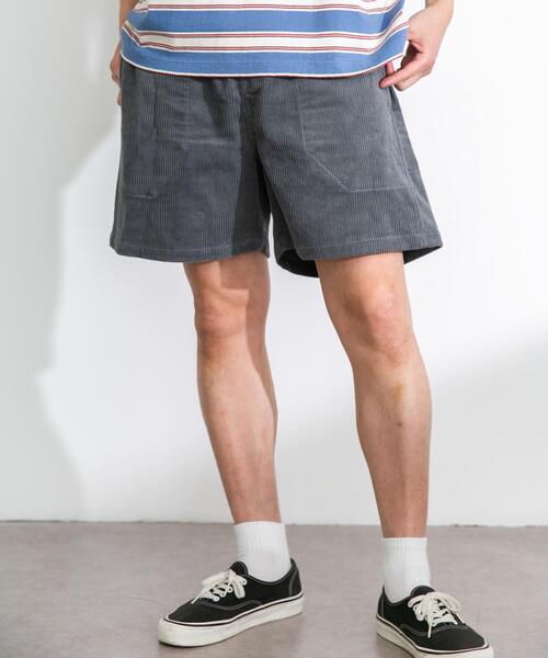 URBAN RESEARCH Sonny Label（アーバンリサーチサニーレーベル）の「コーデュロイイージーバギーショートパンツ（その他パンツ・メンズ・ブラック/オフホワイト/ブルー/グレー/ピンク・MEDIUM/LARGE）」の10枚目の写真