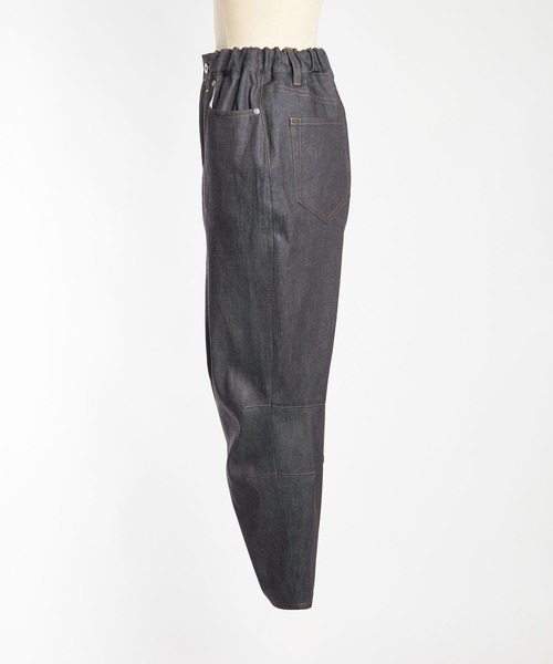 gomme（ゴム）の「8ozデニム　ニーダーツパンツ（デニムパンツ・レディース・ブラック/インディゴブルー・MEDIUM）」の11枚目の写真
