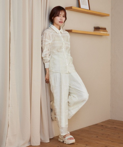 mysty woman（ミスティウーマン）の「パッチワークストレートパンツ 571300（その他パンツ・レディース・オフホワイト/ブラック・FREE）」の5枚目の写真