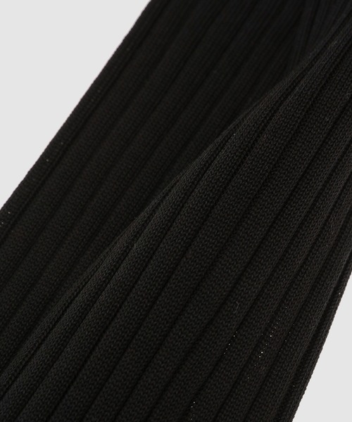 DIGAWEL(ディガウェル)の「Rib hose socks (Kleuren × DIGAWEL)/Midsommar(ソックス/靴下・メンズ・ホワイト/ブラック/グレー・FREE)」の4枚目の写真