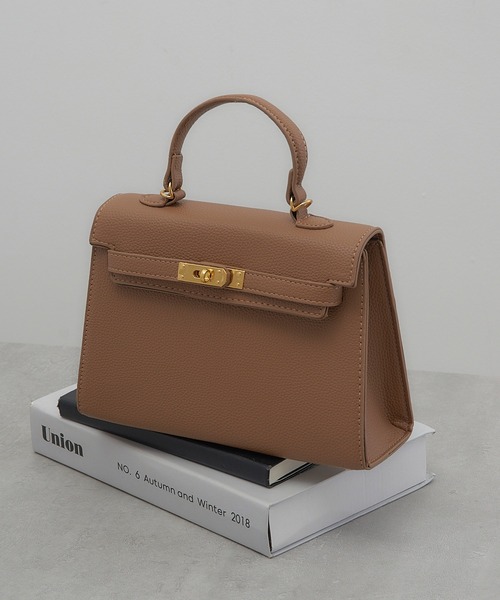 MAISON BREEZE（メゾンブリーズ）の「【MAISON BREEZE】2WAYワンハンドルフラップバッグ ショルダー付き KNF-TP（ショルダーバッグ・レディース・ブラック/アイボリー/ベージュ・FREE）」の16枚目の写真