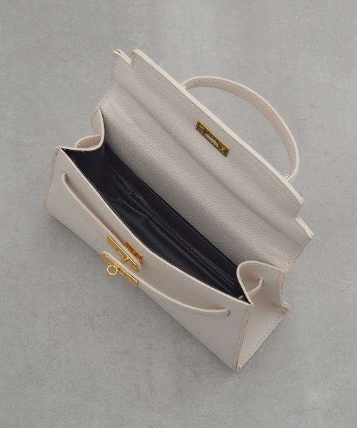 MAISON BREEZE（メゾンブリーズ）の「【MAISON BREEZE】2WAYワンハンドルフラップバッグ ショルダー付き KNF-TP（ショルダーバッグ・レディース・ブラック/アイボリー/ベージュ・FREE）」の7枚目の写真