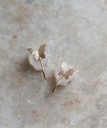 cui-cui（キュイキュイ）の「ゴールド バタフライ イヤリング | K10YG（イヤリング）」