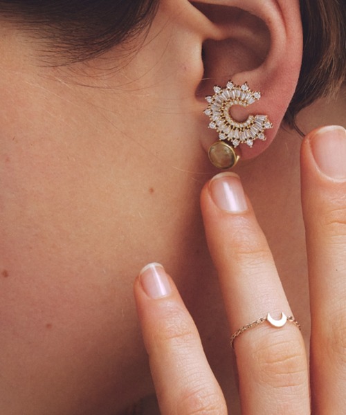 les bonbon(ルボンボン)の「【les bonbon】aura round pierce/オーラ ラウンド ピアス(ピアス(両耳用)・レディース・グリーン/イエロー/パープル系・FREE)」の1枚目の写真