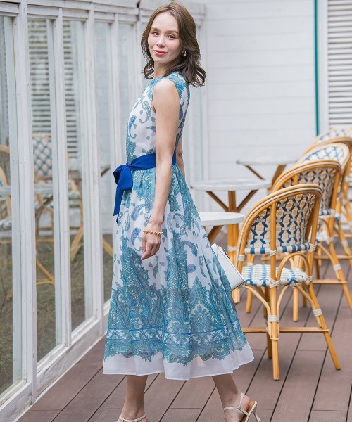 Sustainableプリントプリーツワンピース Blue SNIDEL（スナイデル）の「【WEB限定サイズ/カラーあり
