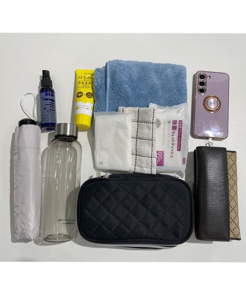 Reebok（リーボック）の「【EC別注】Reebok リーボック ロゴ入り ナイロンショルダーバッグ｜軽量・大容量 2WAYハンドバッグ（ショルダーバッグ・メンズ・ブラック・FREE）」の14枚目の写真