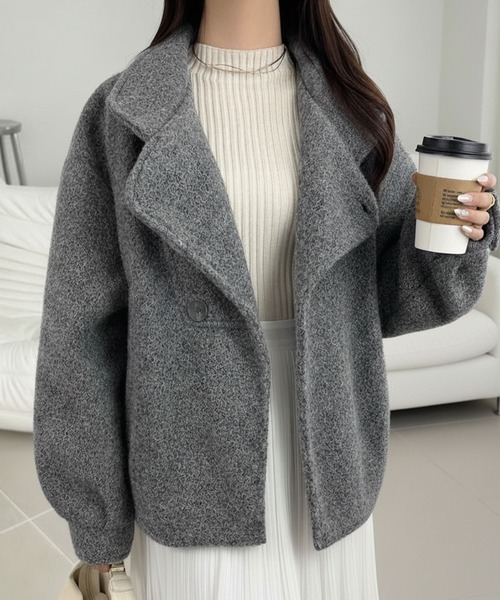 mily bilet（ミウィビレット）の「【mily bilet】コクーンで魅せる。ウールライクリングニットスタンドカラーコート（チェスターコート・レディース・ブラウン/ブラック/アイボリー/グレー・LARGE/MEDIUM/SMALL/X-LARGE）」の3枚目の写真