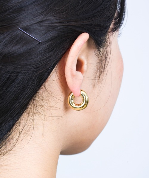 新品正規品未使用【Tom wood】Classic hoop ゴールド　ピアス 楽天市場】Tom Wood ピアス トムウッド Classic Hoop Medium 9K
