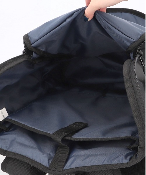 Lee（リー）の「LEE tidy リュック 35L 320-16300（バックパック/リュック・レディース・ブラック/ワイン・FREE）」の17枚目の写真