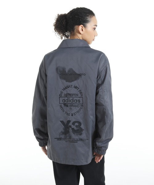 Y-3(ワイスリー)の「Y-3 GRAPHIC COACH JACKET(ブルゾン・メンズ・グレー・XX-SMALL/SMALL/MEDIUM/LARGE/X-LARGE/X-SMALL/XX-LARGE)」の3枚目の写真
