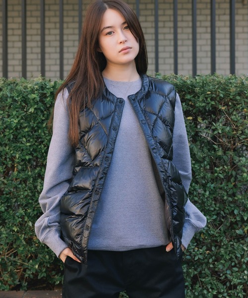 and wander(アンドワンダー)の「and wander/アンドワンダー diamond stitch down vest ダウンベスト キルティングベスト(ダウンベスト・レディース・ブラック・L)」の6枚目の写真