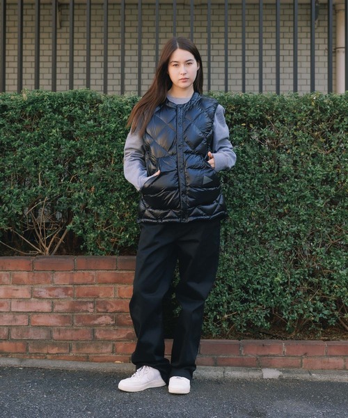 and wander(アンドワンダー)の「and wander/アンドワンダー diamond stitch down vest ダウンベスト キルティングベスト(ダウンベスト・レディース・ブラック・L)」の8枚目の写真
