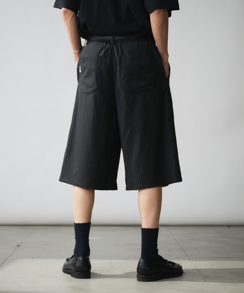 セール】Two-Tuck Wide Stripe Shorts / 2タックワイドストライプ