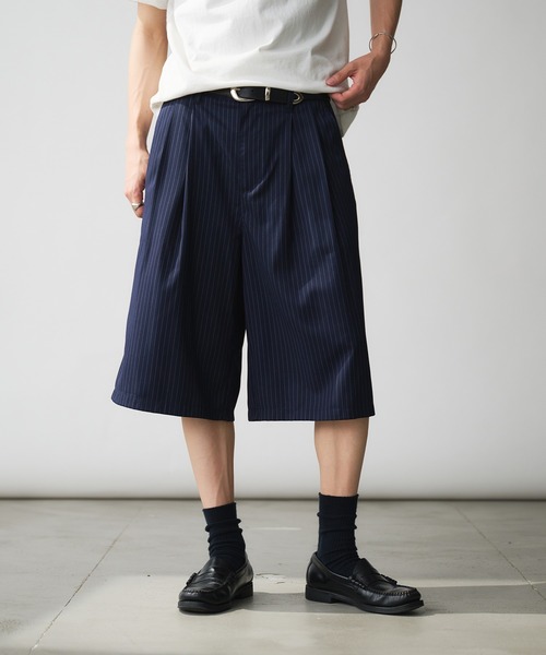 セール】Two-Tuck Wide Stripe Shorts / 2タックワイド
