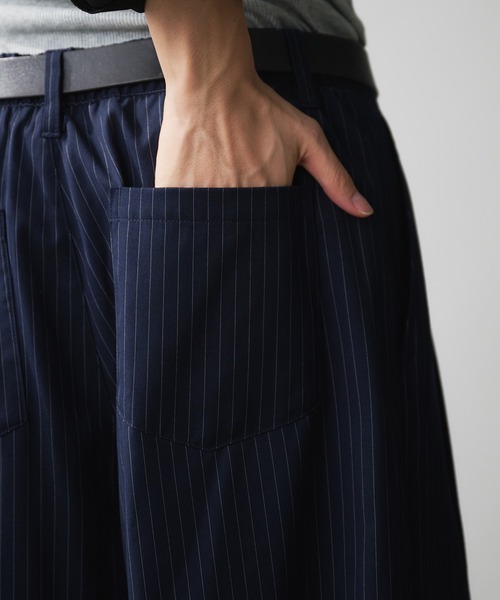 Adoon plain(アドーンプレーン)の「Two-Tuck Wide Stripe Shorts / 2タックワイドストライプショーツ/ショートパンツ(その他パンツ・メンズ・ネイビー/ブラック・LARGE/MEDIUM)」の14枚目の写真