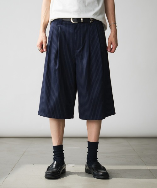 Adoon plain(アドーンプレーン)の「Two-Tuck Wide Stripe Shorts / 2タックワイドストライプショーツ/ショートパンツ(その他パンツ・メンズ・ネイビー/ブラック・LARGE/MEDIUM)」の17枚目の写真
