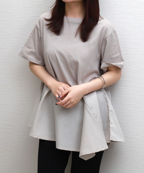 libelle more（リベル モア）の「異素材MIX裾ペプラムプルオーバー（Tシャツ/カットソー・レディース・ブラック/ライトグレー/オフホワイト/ベージュ・M）」の4枚目の写真
