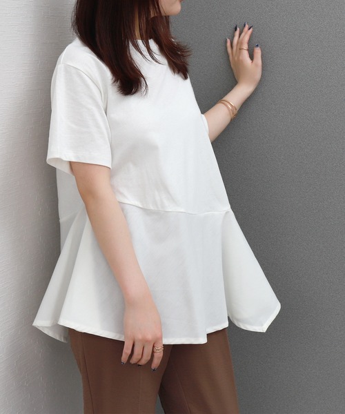 libelle more（リベル モア）の「異素材MIX裾ペプラムプルオーバー（Tシャツ/カットソー・レディース・ブラック/ライトグレー/オフホワイト/ベージュ・M）」の2枚目の写真