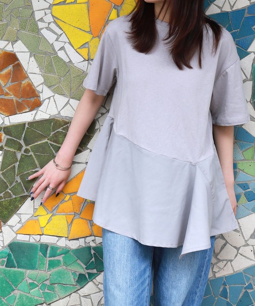 libelle more（リベル モア）の「異素材MIX裾ペプラムプルオーバー（Tシャツ/カットソー・レディース・ブラック/ライトグレー/オフホワイト/ベージュ・M）」の3枚目の写真
