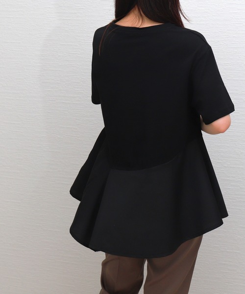 libelle more（リベル モア）の「異素材MIX裾ペプラムプルオーバー（Tシャツ/カットソー・レディース・ブラック/ライトグレー/オフホワイト/ベージュ・M）」の5枚目の写真