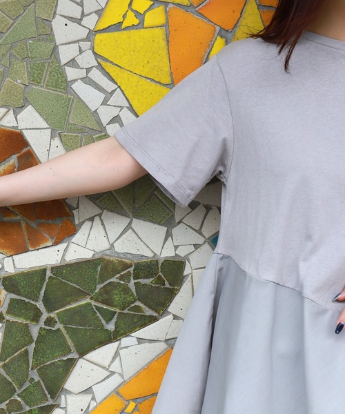 libelle more（リベル モア）の「異素材MIX裾ペプラムプルオーバー（Tシャツ/カットソー・レディース・ブラック/ライトグレー/オフホワイト/ベージュ・M）」の16枚目の写真
