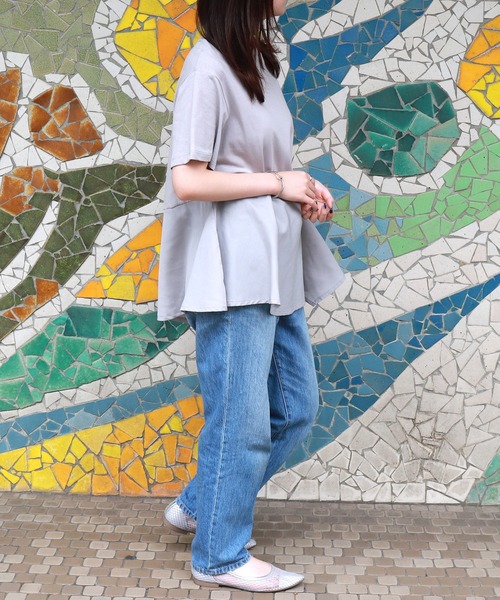 libelle more（リベル モア）の「異素材MIX裾ペプラムプルオーバー（Tシャツ/カットソー・レディース・ブラック/ライトグレー/オフホワイト/ベージュ・M）」の12枚目の写真