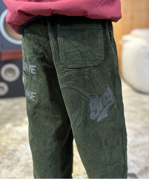 GROOVY COLORS（グルービーカラーズ）の「Corduroy Graffiti Pants（その他パンツ・キッズ・カーキ・135/145）」の6枚目の写真