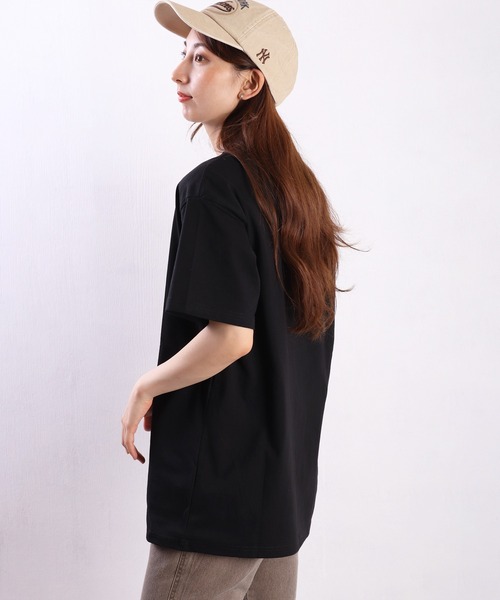 Carhartt WIP(カーハートダブリューアイピー)の「Carhartt WIP / カーハート ダブリューアイピー ワンポイントロゴ刺繍 半袖Tシャツ(Tシャツ/カットソー・メンズ・ブラック/ホワイト/チャコールグレー/グリーン・S/M/L/XL/XXL)」の16枚目の写真