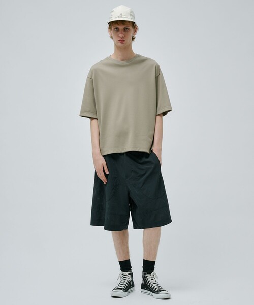 PUBLIC TOKYO(パブリックトウキョウ)の「Dot Airリラックスワイドショーツ(その他パンツ・メンズ・ブラック/グレイッシュベージュ・1/2)」の12枚目の写真