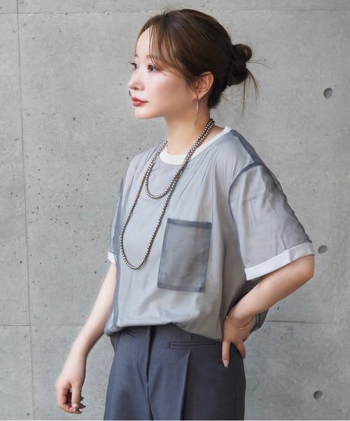 LAULEN(ローレン)の「sheer layered pocket tee /シアーレイヤードクルーネックポケット付きTシャツ(Tシャツ/カットソー・レディース・ベージュ/グレー・FREE)」の2枚目の写真