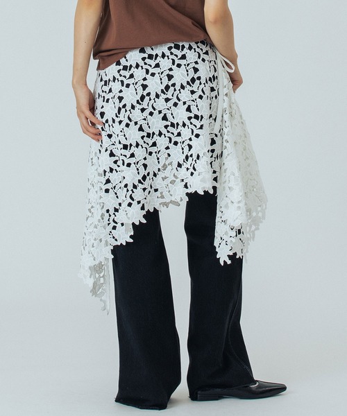 ROSE BUD（ローズバッド）の「LACE WRAP SKIRT（スカート・レディース・ホワイト/ブラック・ONE SIZE）」の6枚目の写真
