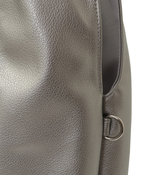 CONVERSE TOKYO（コンバーストウキョウ）の「2WAY LONG HANDLE METALLIC TOTE BAG（ショルダーバッグ・レディース・ブラウン/ブラック/シルバー・FREE）」の9枚目の写真