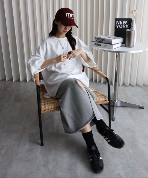 YENNA(イェンナ)の「ボリュームスリーブビックTシャツ(Tシャツ/カットソー・レディース・アイボリー/ブラック・FREE)」の11枚目の写真