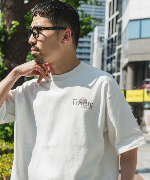 『別注』Foxfire×DOORS　焚火プリントTシャツ 別注』Foxfire×DOORS 焚火プリントTシャツ（Tシャツ/カットソー