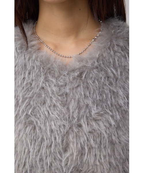 AZUL by moussy（アズールバイマウジー）の「フェイクファーベスト（ベスト・レディース・ベージュ/グレー/アイボリー・FREE）」の12枚目の写真