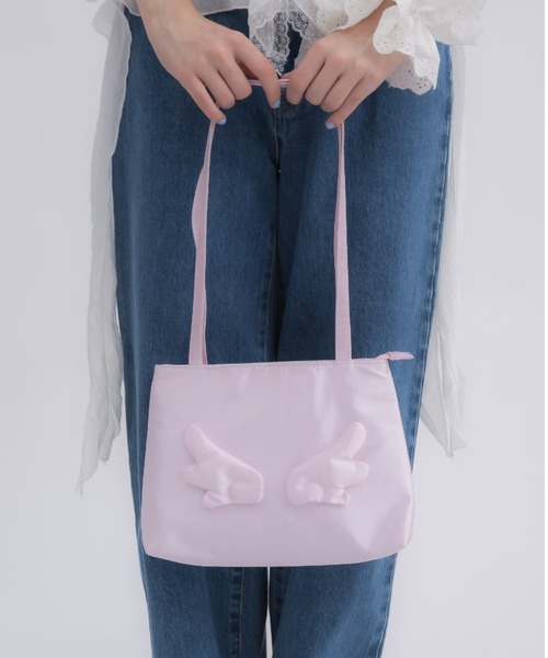idem(イデム)の「angel satin shoulder bag / エンジェルモチーフサテンショルダーバッグ(ショルダーバッグ・レディース・ピンク/アイボリー/ブラック・FREE)」の12枚目の写真